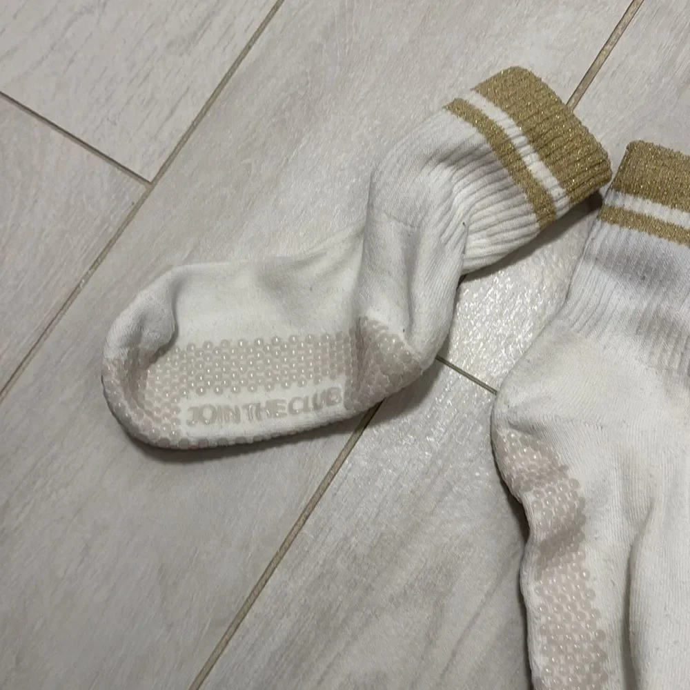 OS sparkle gold Pilates grip socks. Join the club